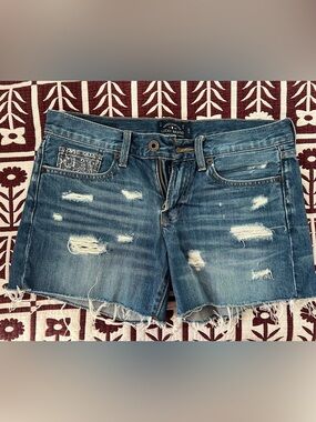 Lucky Brand Blue Denim Jeans with Contrast Stitching